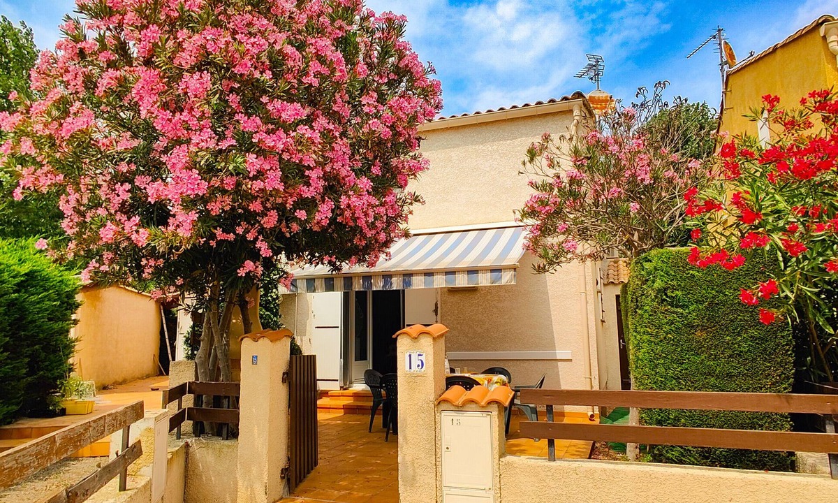 Vias Villa | Riboleys - Maison climatisée à 600m de la mer