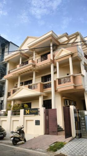 Mahanagar Hotel | Riddhi Inn