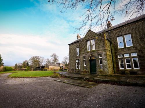 Chapel en le Frith House | Ridge Hall
