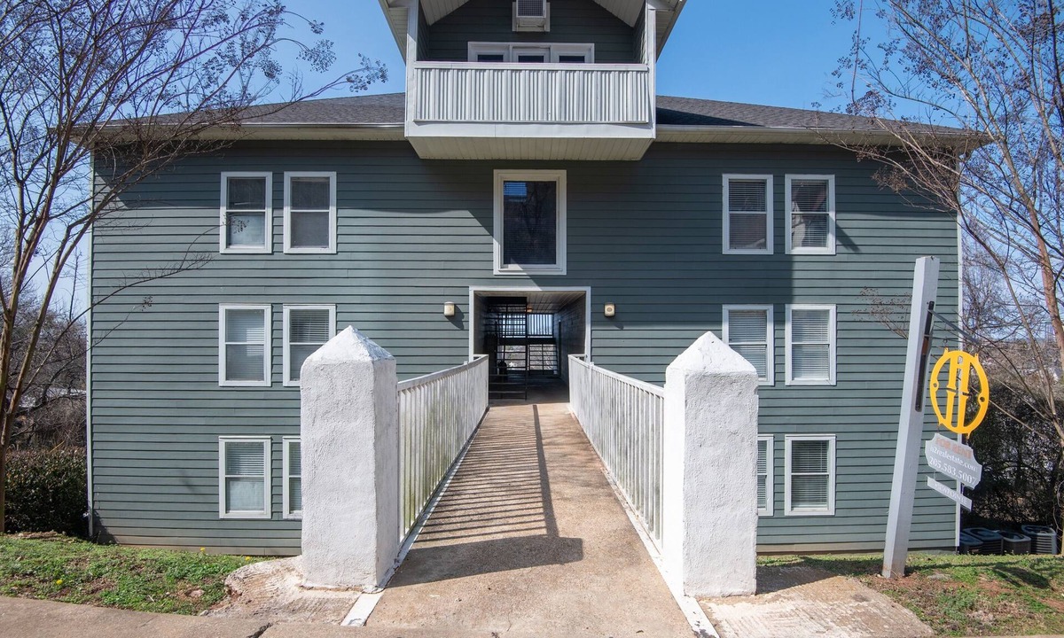 Five Points South Condo | Ridge Retreats - Groups/6 units/King Beds/Parking