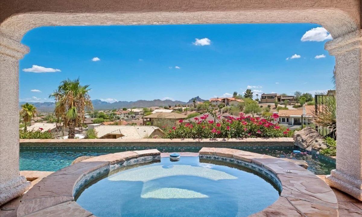 Fountain Hills House | Ridgeline Soaring Views!