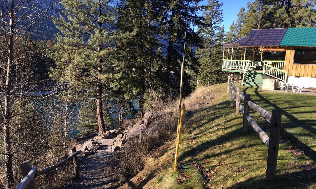 Thompson Falls Hotel | Rimrock Lodge