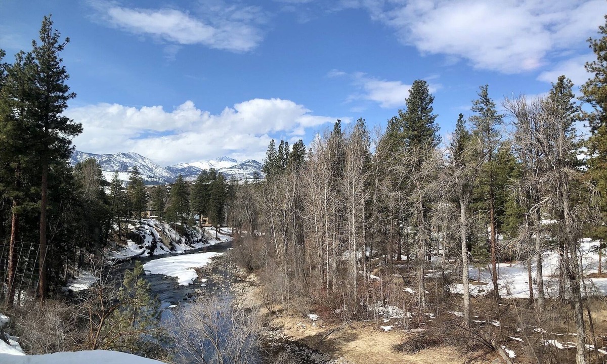 Winthrop Apartment | Rippling River Suite in Winthrop WA!