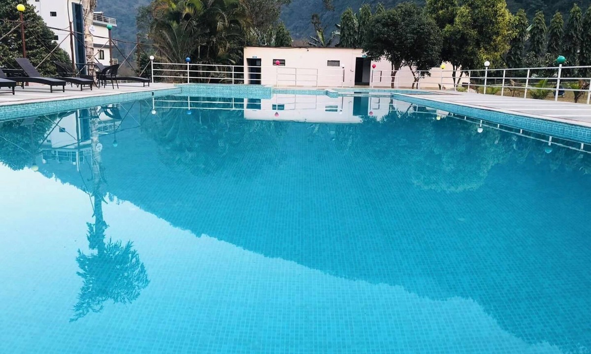 Dhussa Hotel | River Beach Resort