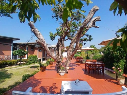 Rim Tai House | River Bend villas 1