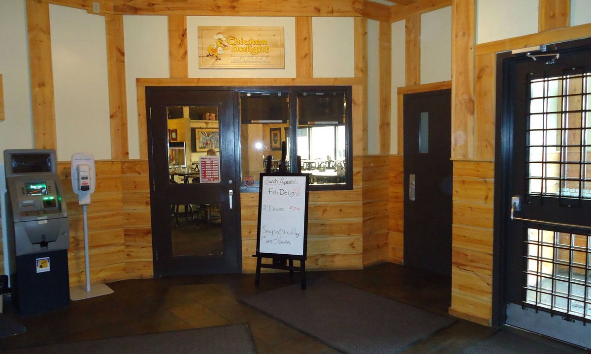 Nipawin Hotel | River Inn