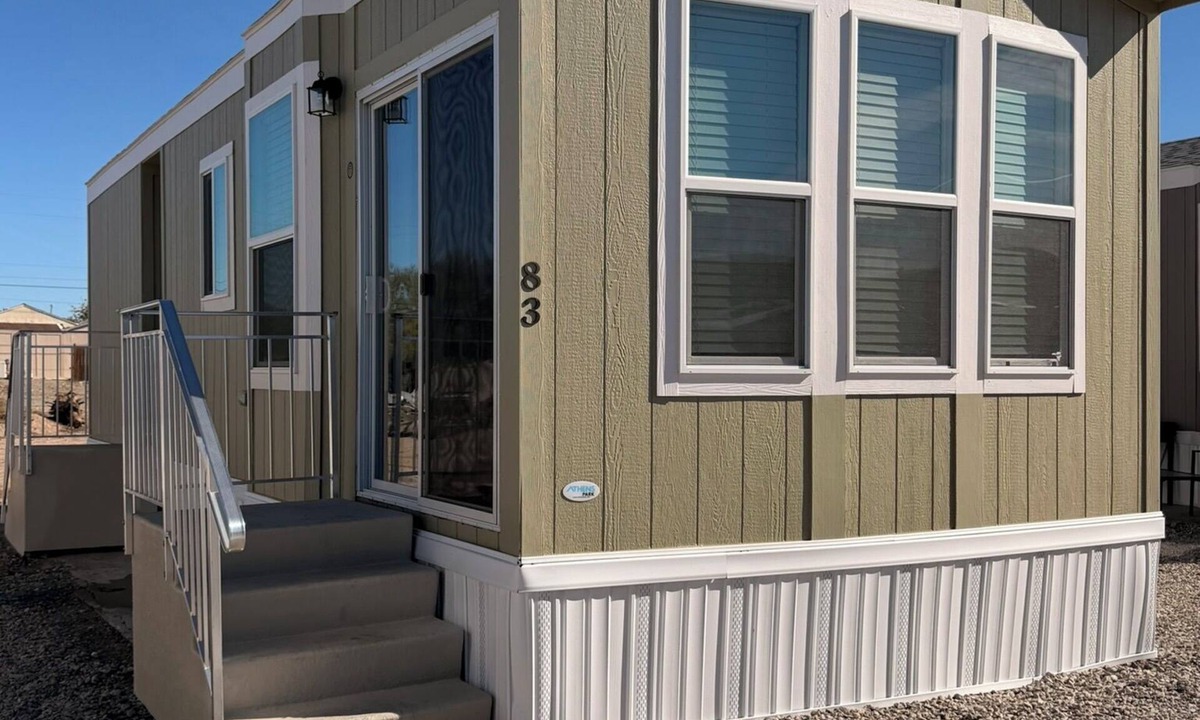 Ehrenberg Cottage | River Lagoon #82 Access to the Colorado River