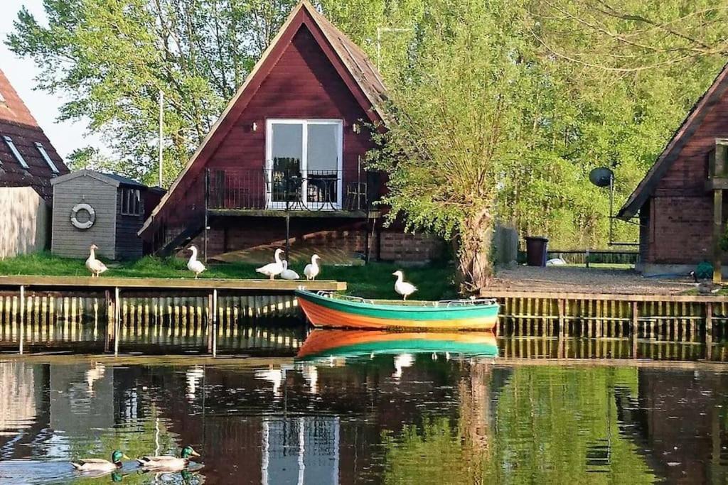Thistley Green Ski Chalet | River Lark Lodge