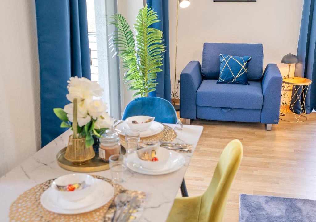 Niedergirmes Apartment | River Prime Studio - 5min to HBF