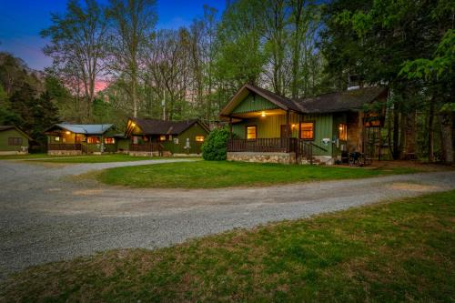 Pittman Center Ski Chalet | River Run #539