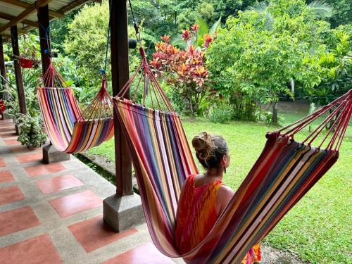 Las Horquetas Hotel | RIVER SIDE LODGE