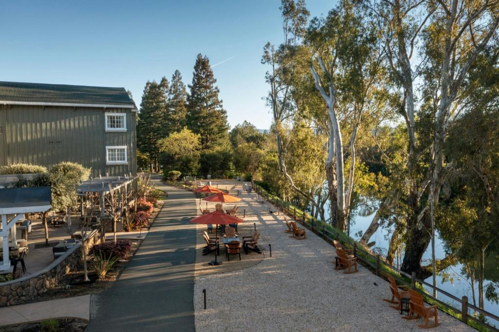 Napa Hotel | River Terrace Inn
