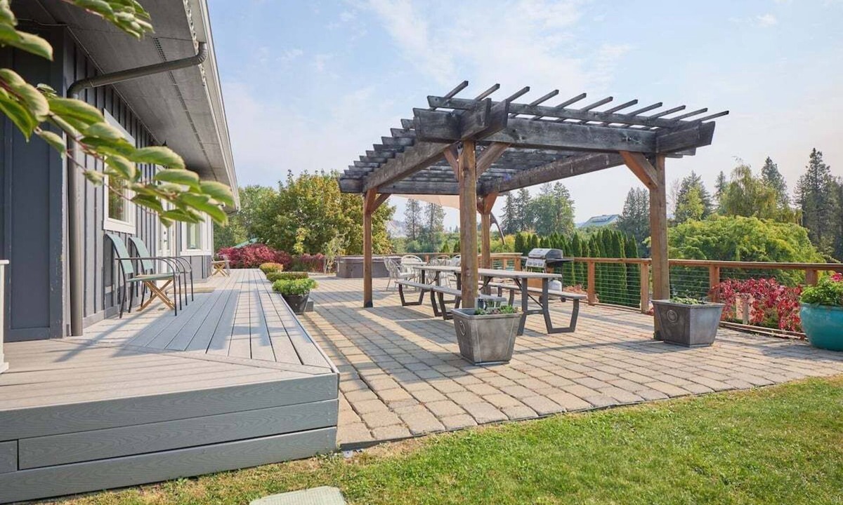 Peshastin House | River View Retreat -Easy access to Leavenworth.