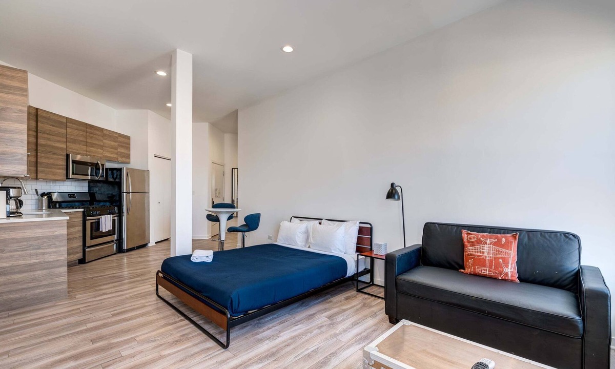 River West Apartment | River West, Second Floor Chicago by 747 Lofts