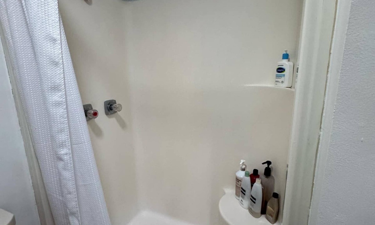 Phillipsville House | Riverfront 3-bedroom house with AC, WiFi on the avenue of the Giants
