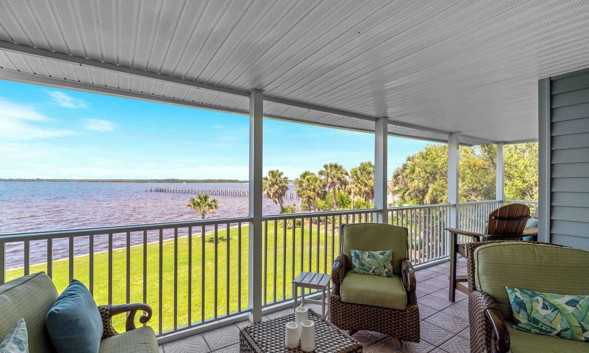 Port Charlotte Apartment | Riverfront Condo w Water Views-Heated Pool