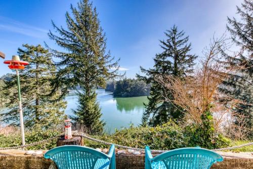 Barview House | Riverfront Home with Beautiful Water Views Patio & Fireplace