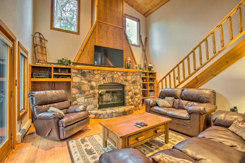 Manton House | Riverfront Manton Cabin w/Pool Table & Fire Pit!