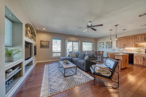 Salida House | Riverfront Perch, w Balcony over the River