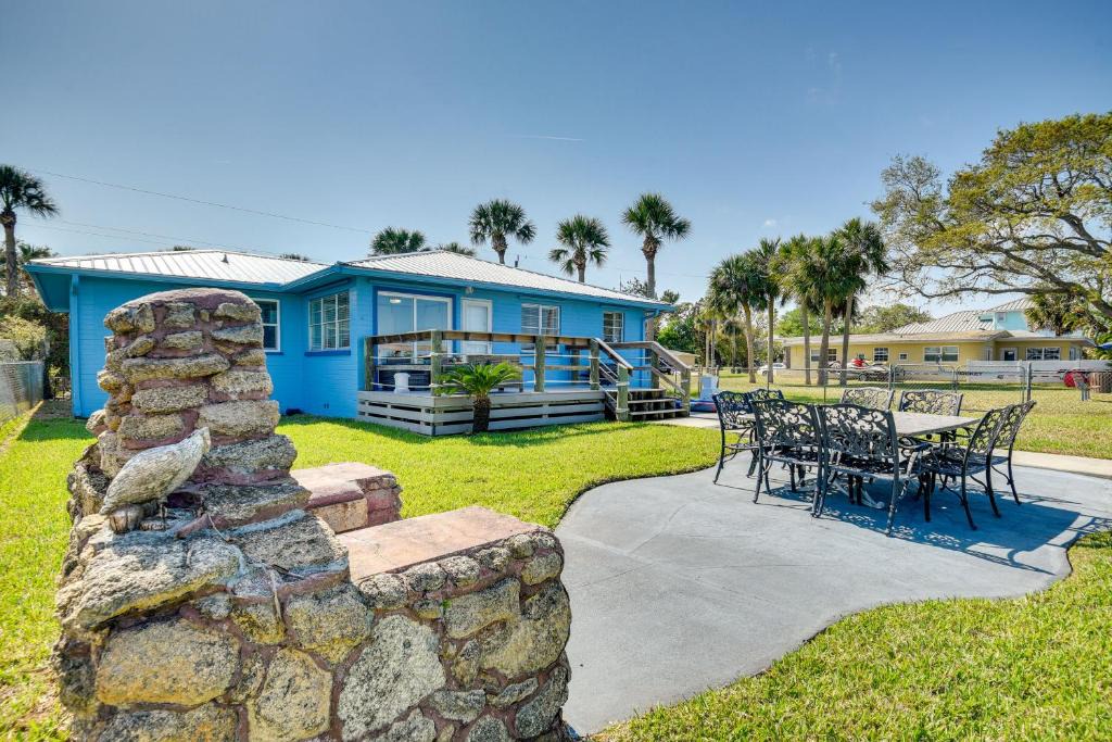 Harbor Oaks House | Riverfront Port Orange Home w/Dock & Slip!