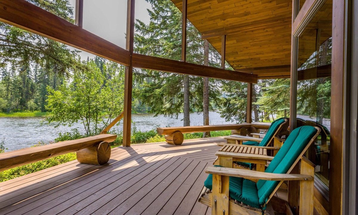 Bigfork House | Riverfront property on the Swan River w/A/C, fireplace & fire pit - Swan River Retreat