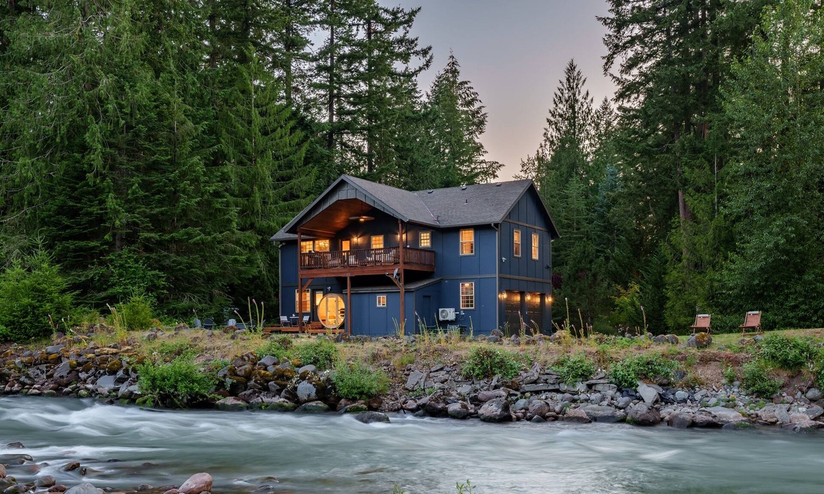 Mount Hood Village House | Riverfront Retreat - Sauna, HotTub, Game Rm, Pets