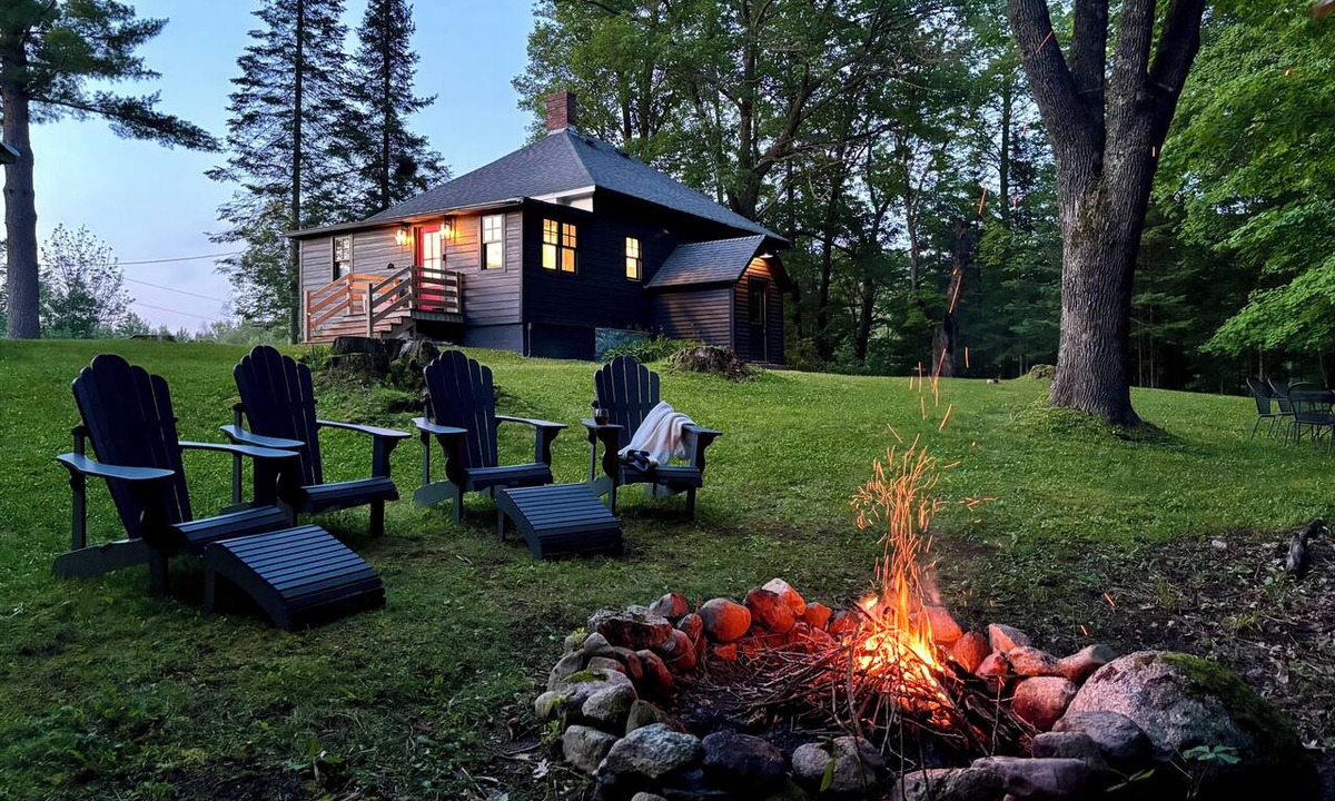 Wittenberg House | Riverfront - Trout Retreat - Firepit - Dog Friendly