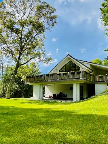 Avrig House | Riverside Avrig