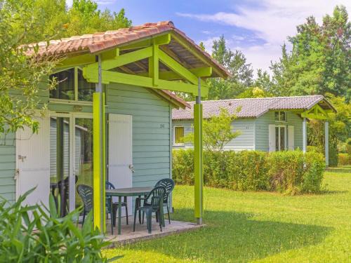 Castelmoron-sur-Lot House | Riverside cabin for 4-guests