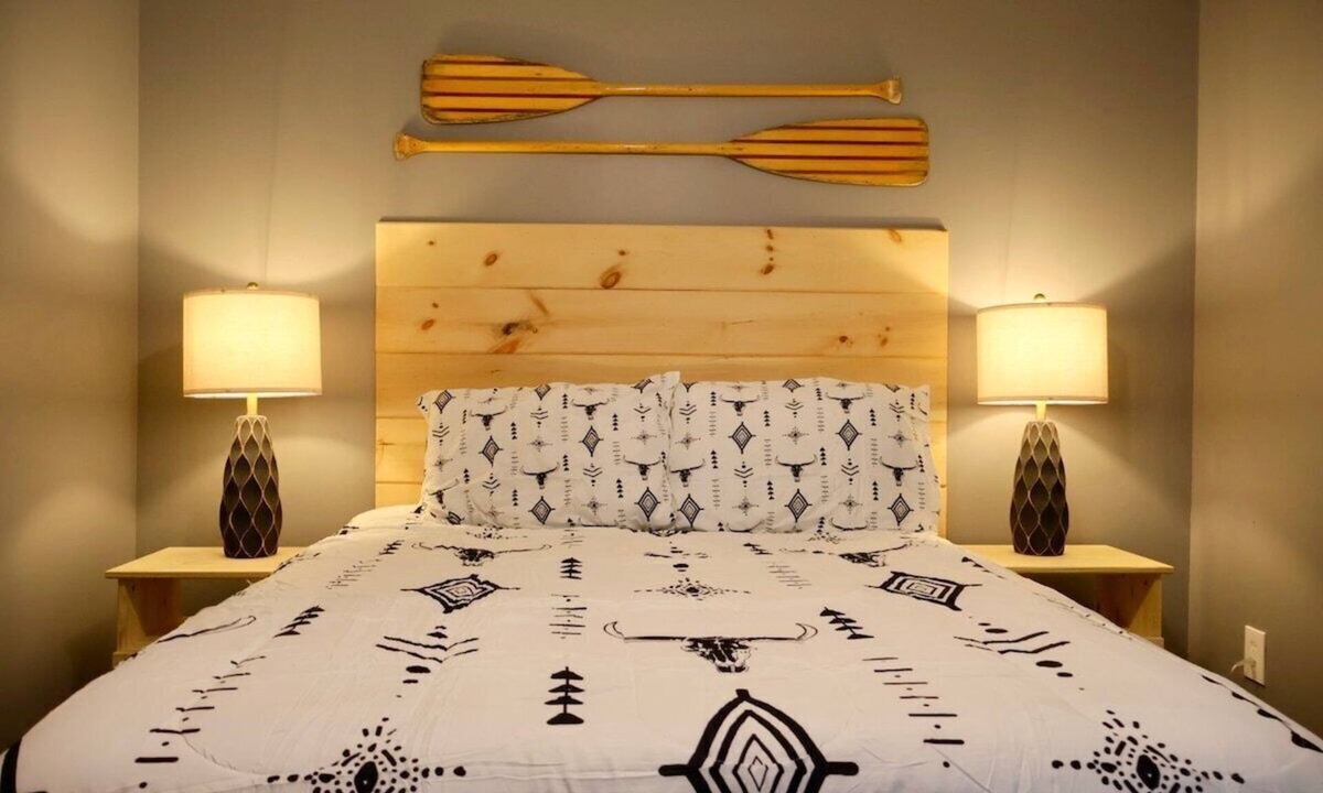 Indian River Cabin | Riverside Escape | Perfect for Families & Friends