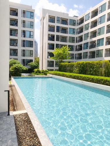 Bang Lamphu Lang Apartment | Riverside Hideaway, Pool, BTS, Iconsiam