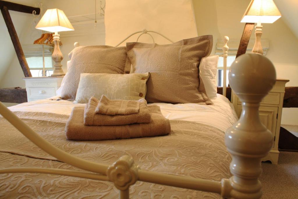 Costessey Bed & Breakfast | Riverside House