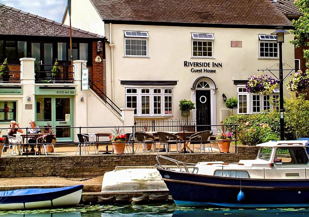 Ely Hotel | Riverside Inn