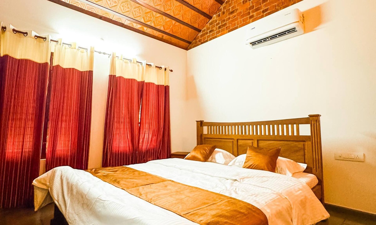 Kozhikode Villa | Riverside Inn villa - 2BHK Private Riverfront Villa