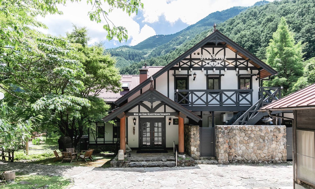 Uwajima Cabin | Riverside Lodge