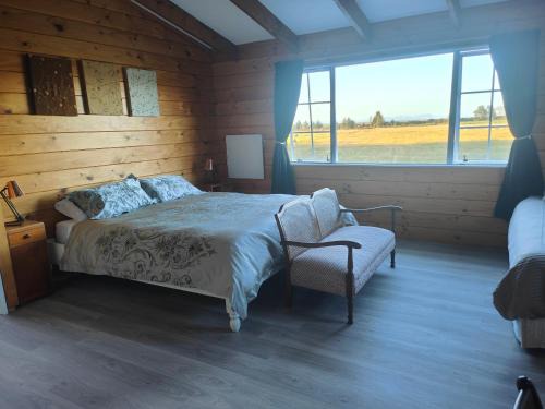 Turangi House | Riverside Loft