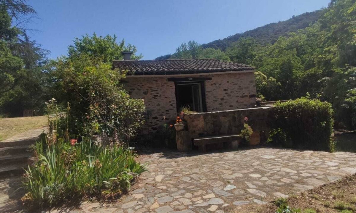 Boule-d'Amont Apartment | Riverside vacation rentals (66)