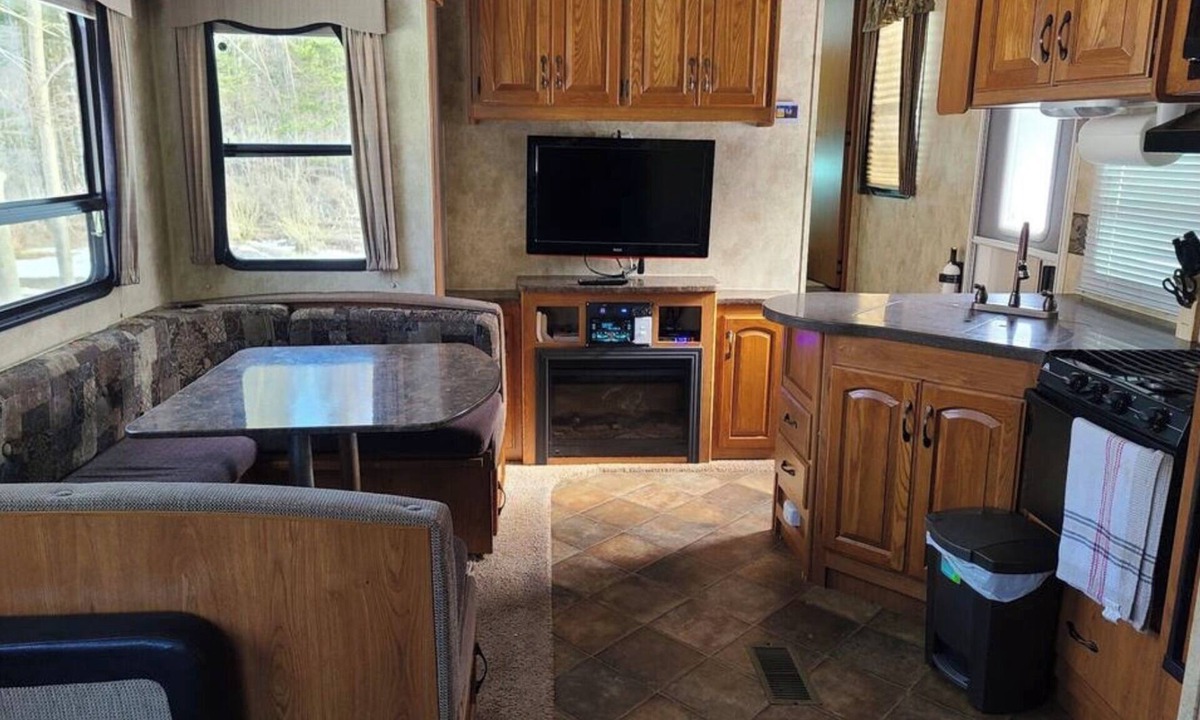 Petit-Etang House | Riversides Copper Canyon!