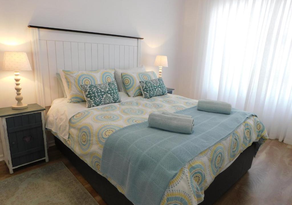 Laaiplek House | Rivertides Self Catering Guest House