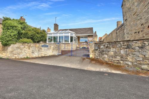 Warkworth House | Riverview Cottage - North East Escapes