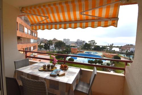 Santa Margarida Apartment | RNET - IR Studios TR 02 21