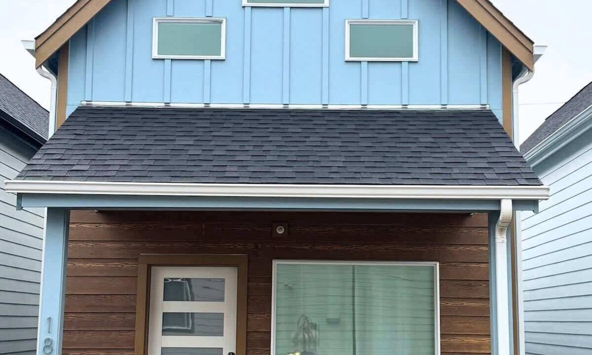 Seaside Condo | Roadside At The Commons - Dog Friendly