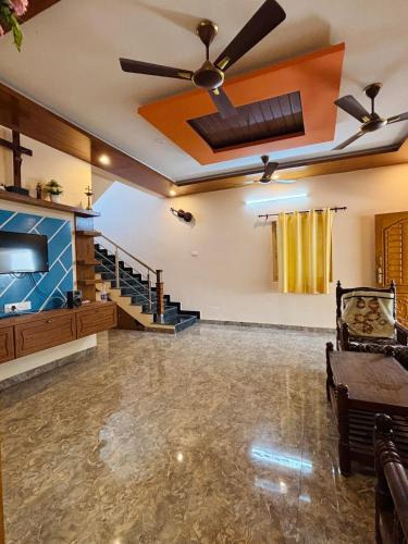 Pollachi House | RoBen Villa