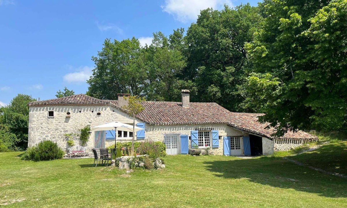 Montcuq Villa | Roc de Lapalue - Three Bedroom Villa, Sleeps 6