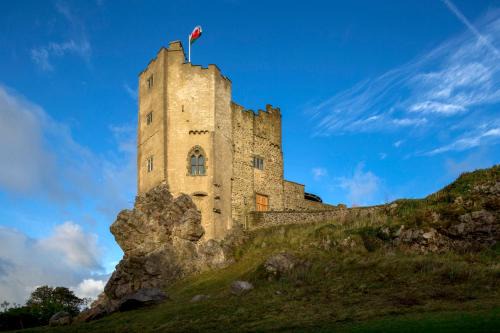 Roch Hotel | Roch Castle