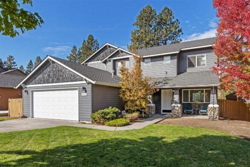 Southern Crossing House | Rock Bluff Hideaway in Bend OR