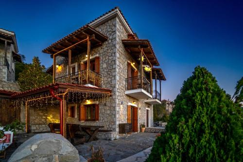 Arachova Ski Chalet | Rock Dandy Deluxe Chalet - Panoramic Mountains & Sauna