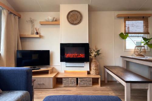 Hamworthy Resort | Rockley Park - Coral