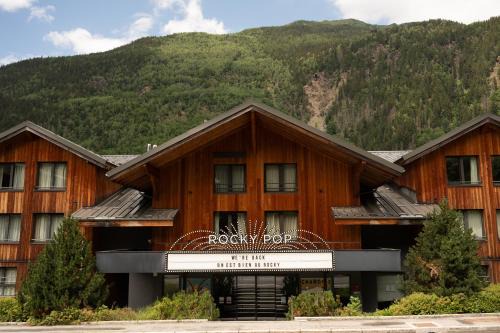 Les Houches Hotel | RockyPop Chamonix - Les Houches
