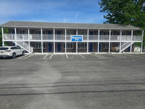 Adams Hotel | Rodeway Inn
